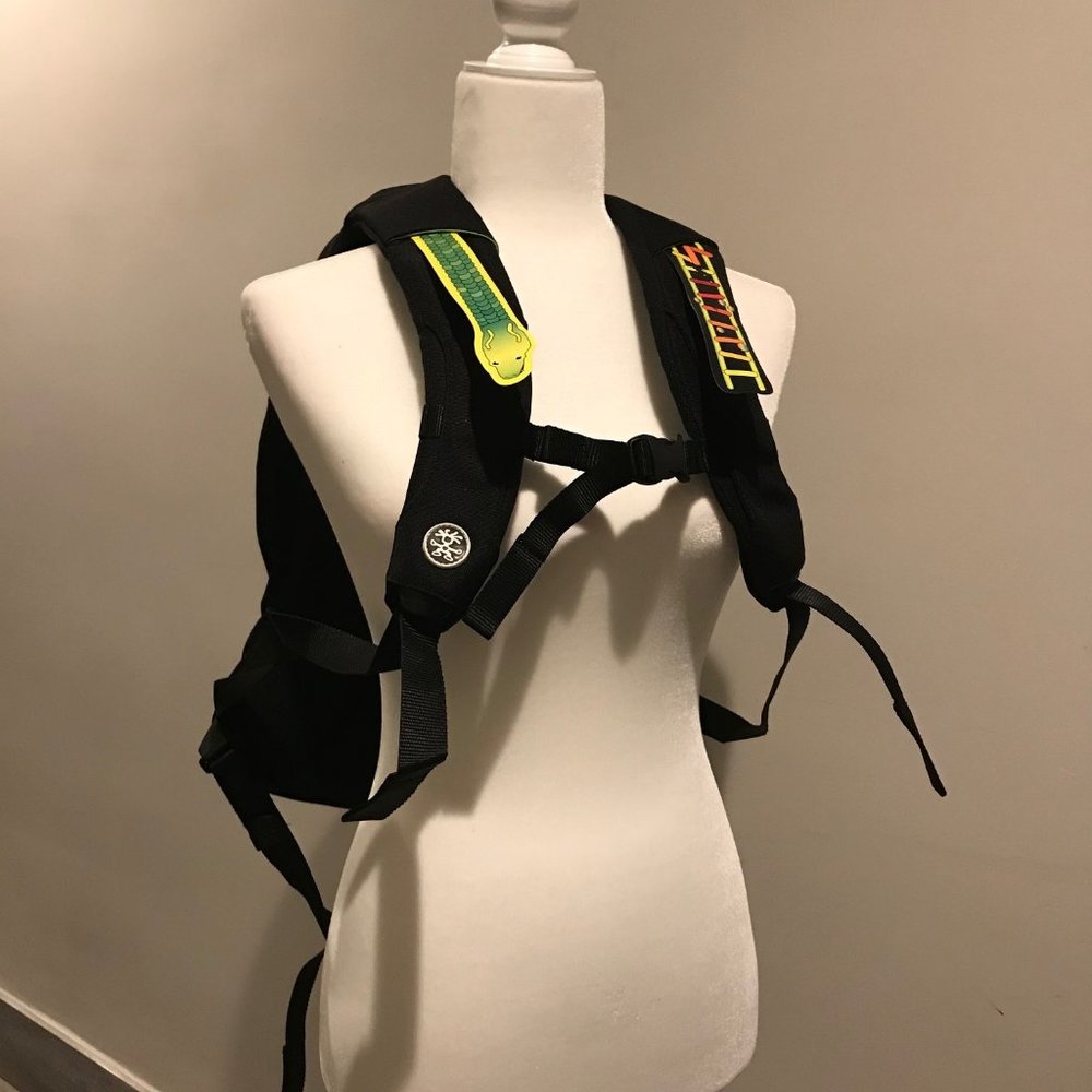 Crumpler 'Yee Ross' Bk Backpack - NWT - Picture 7 of 7